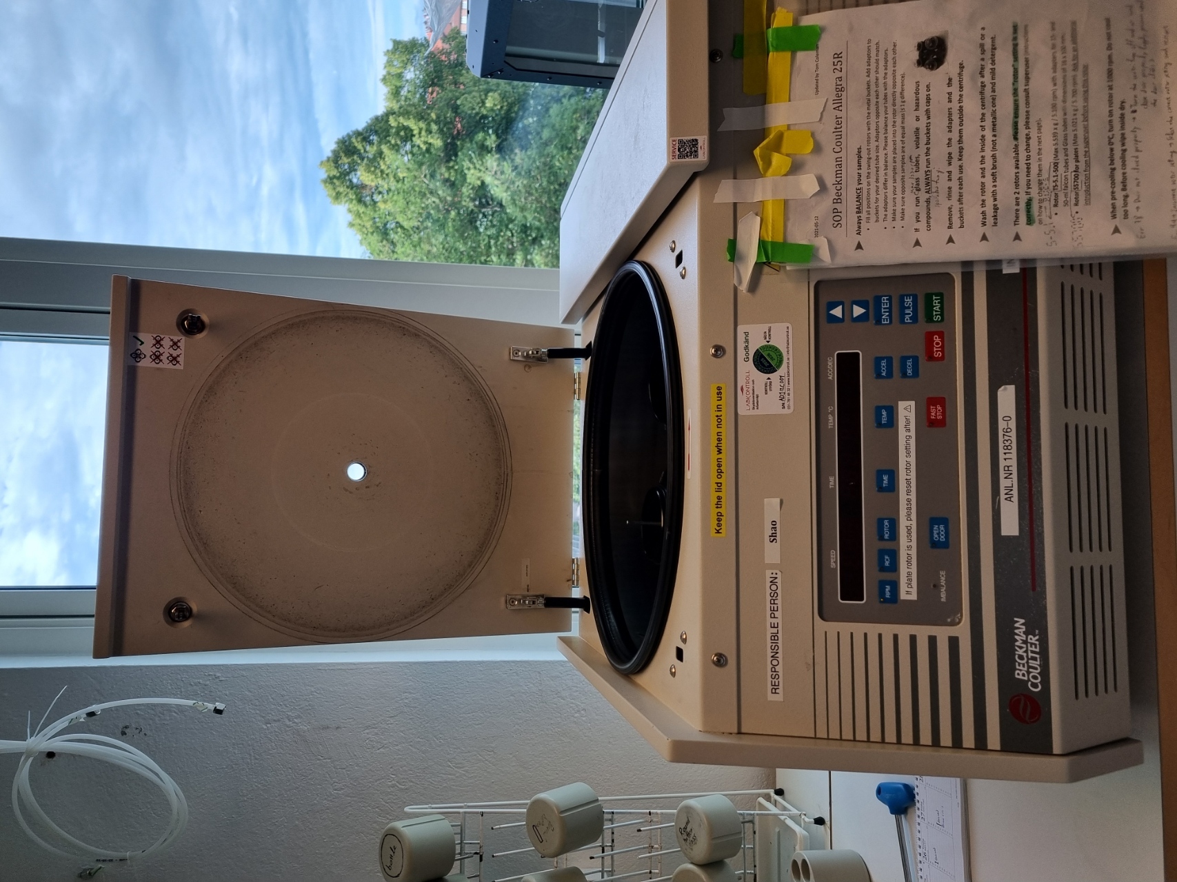 Picture of Beckman Coulter Allergra V25R - Old