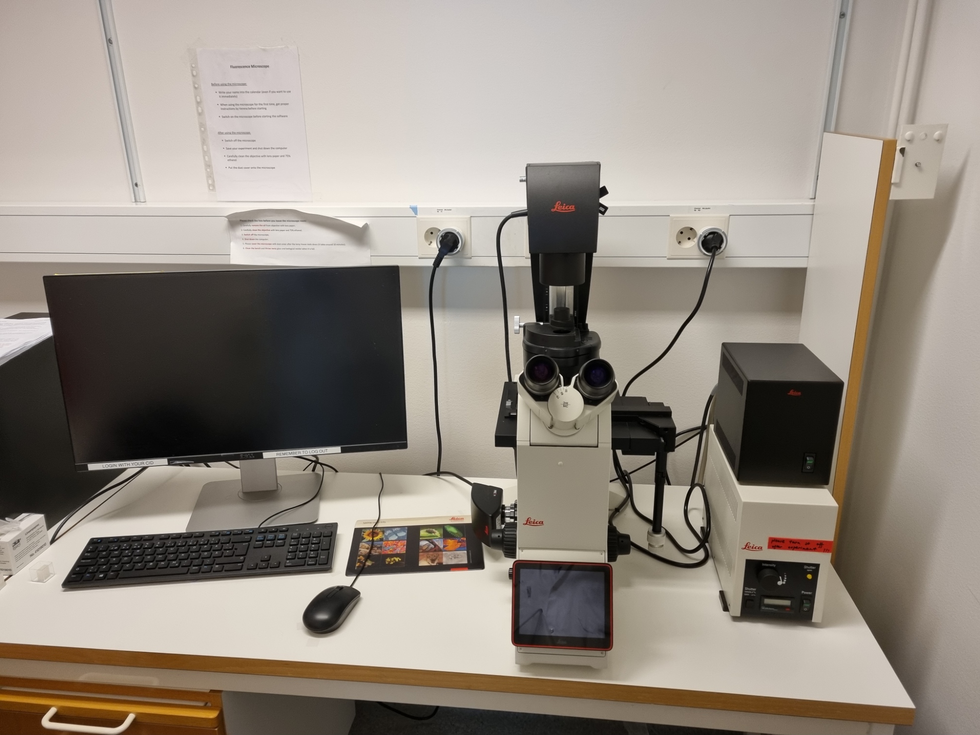 Picture of Fluorescence Microscope